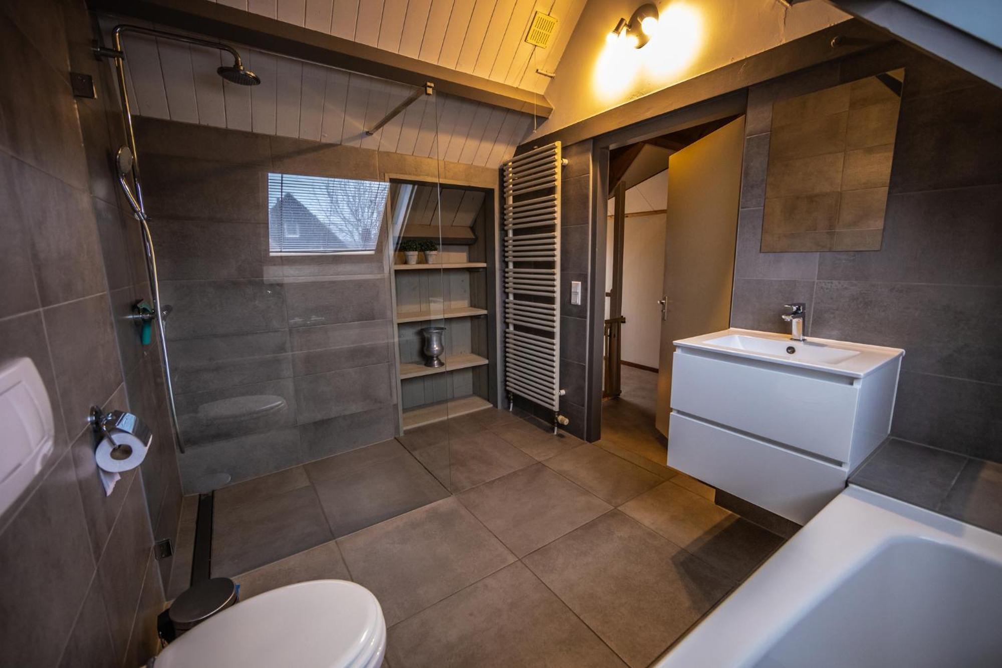 Vakantiewoning - Kon. Emmaweg 26 | Vrouwenpolder 'Uitspanning Oranjezon' Εξωτερικό φωτογραφία